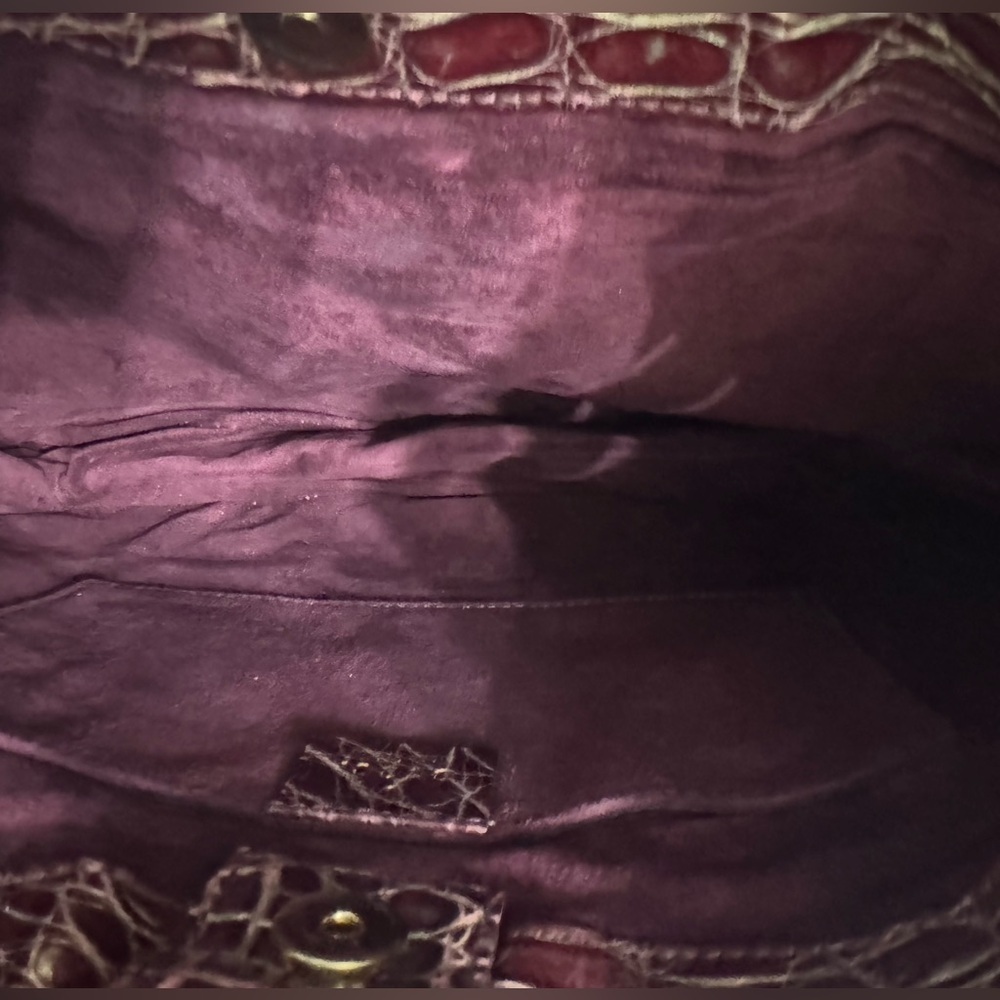Limited edition Rare Gucci Crystal dragon bag
Tom Ford Gucci collection. - Picture 12 of 17